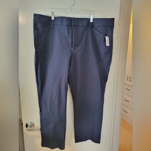 NWT Old Navy High-Rise Pixie Straight Secret-Smooth Pockets